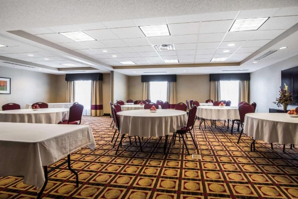 Comfort Inn & Suites Sayre image 28